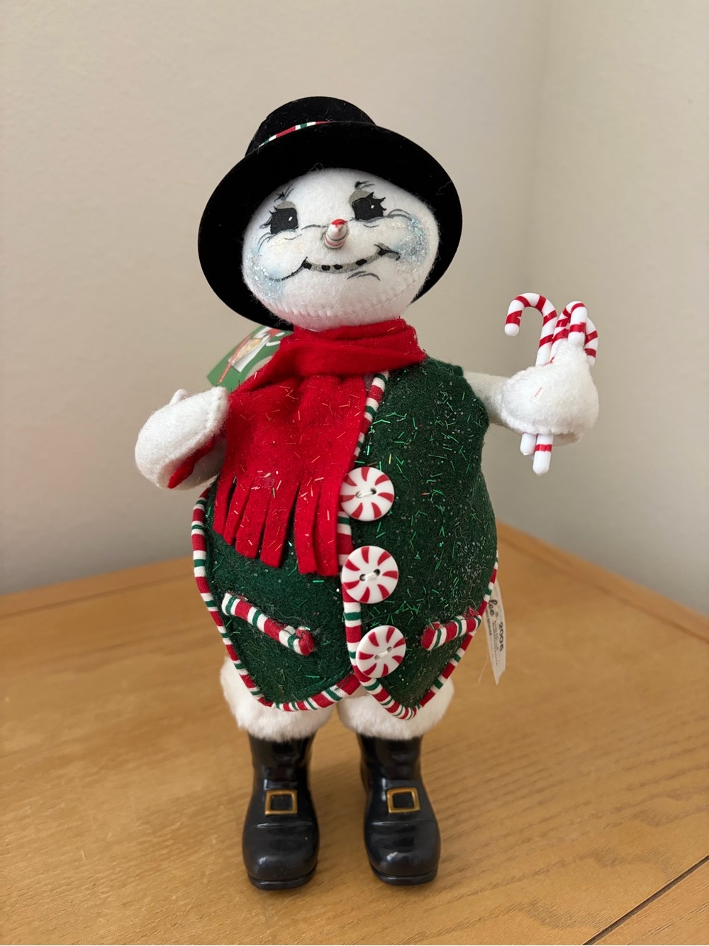 2005 Annalee 9” Candyman Snowman Christmas Holiday w/ tag
